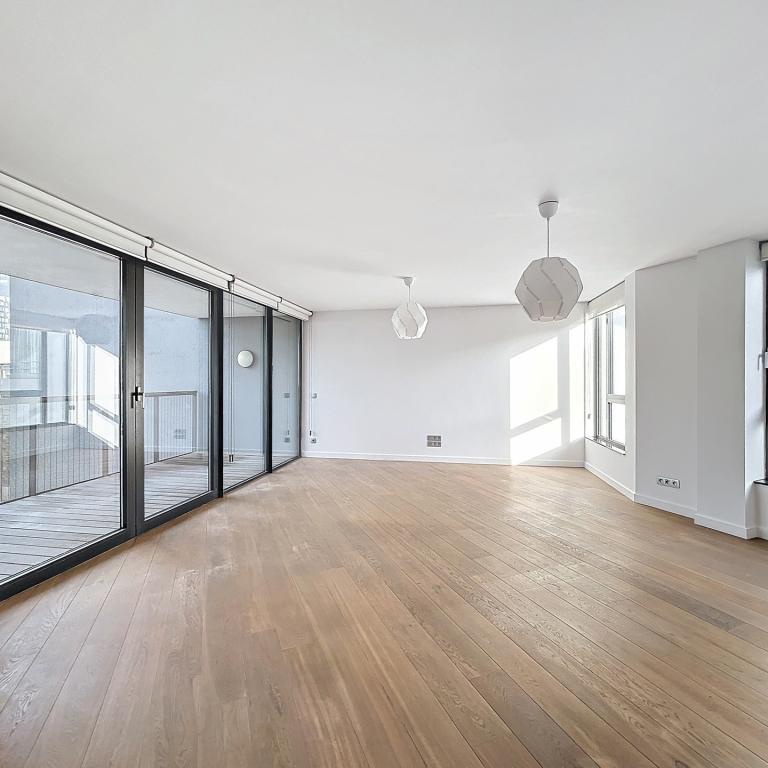 Quartier Schuman: Bel appartement 2 ch. + terrasse + parking