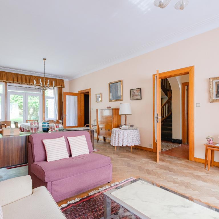 Altitude Cent : Maison 5ch + jardin+ garage à rénover