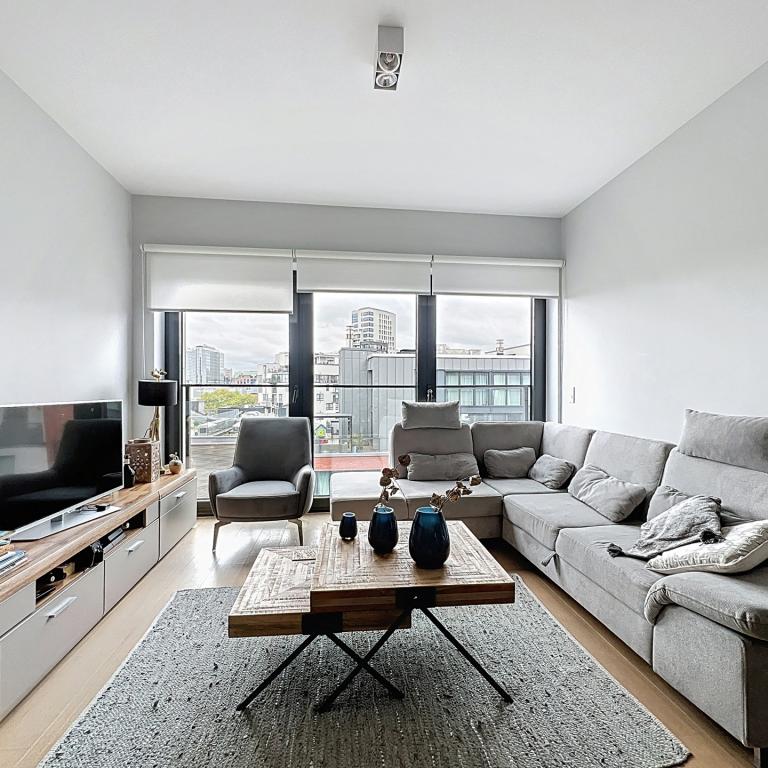 Quartier Schuman : Bel appartement 3 ch. + parking