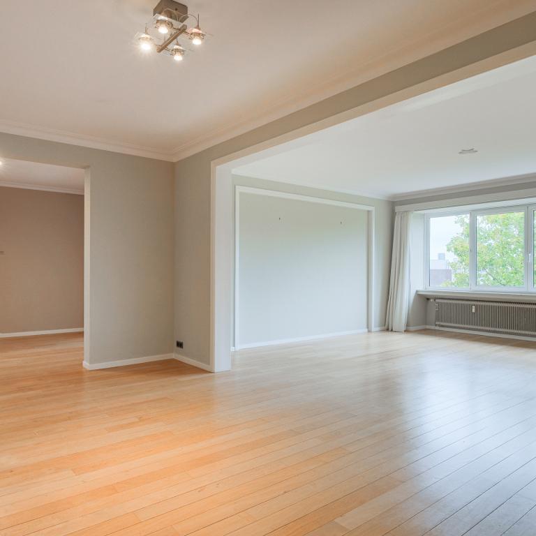 SOUS OFFRE !! Molière : Bel appartement 3 chambres + bureau et terrasse