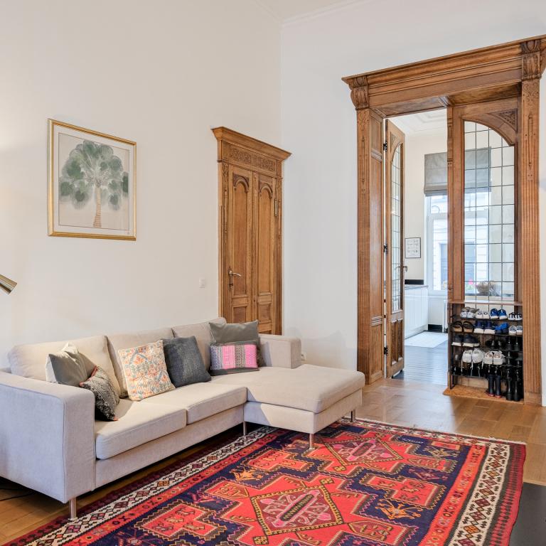 Abbaye : rdc duplex 3 chambres + cour et terrasse