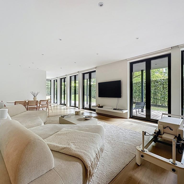 Parc Hamoir : Beau RDC avec jardin de 3 chambres + parking