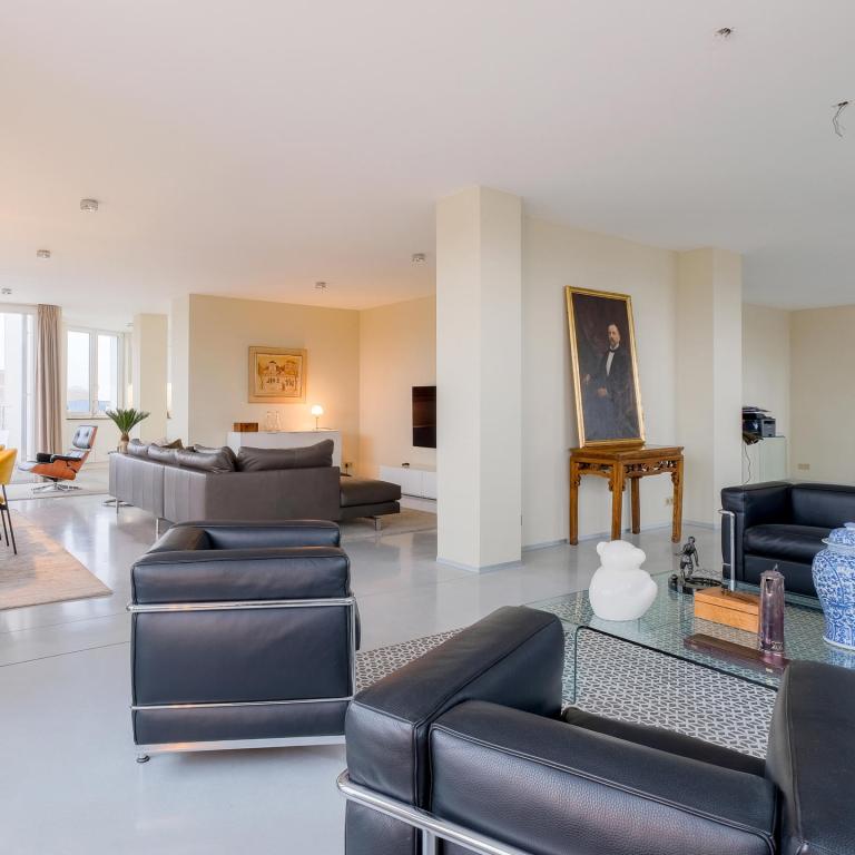 Somptueux penthouse avec vue unique sur le Cinquantenaire