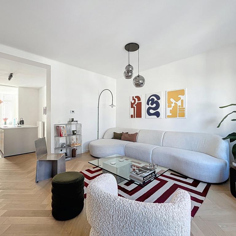 Hôtel des Monnaies : Superbe duplex penthouse meublé 3 ch.