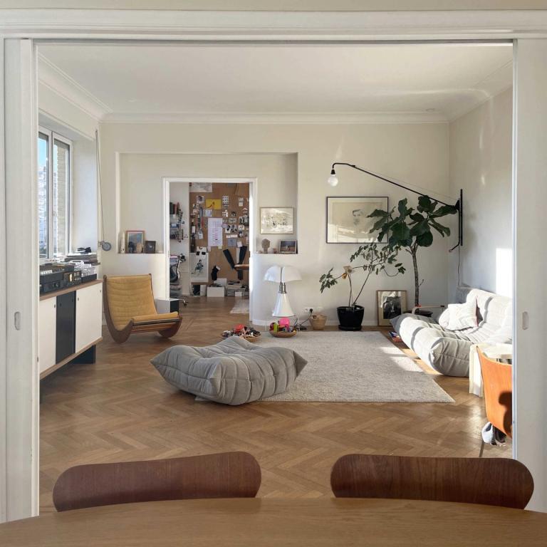 Cambre/ Etoile: Magnifique appartement 2 chambres + bureau 