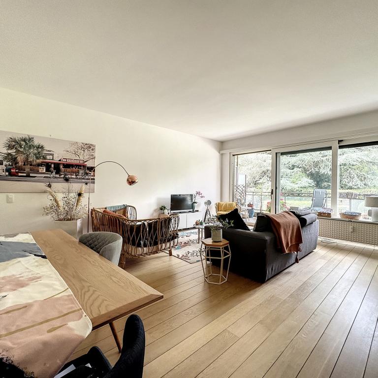 Place Brugmann : Très bel appartement de 3 ch. + terrasse