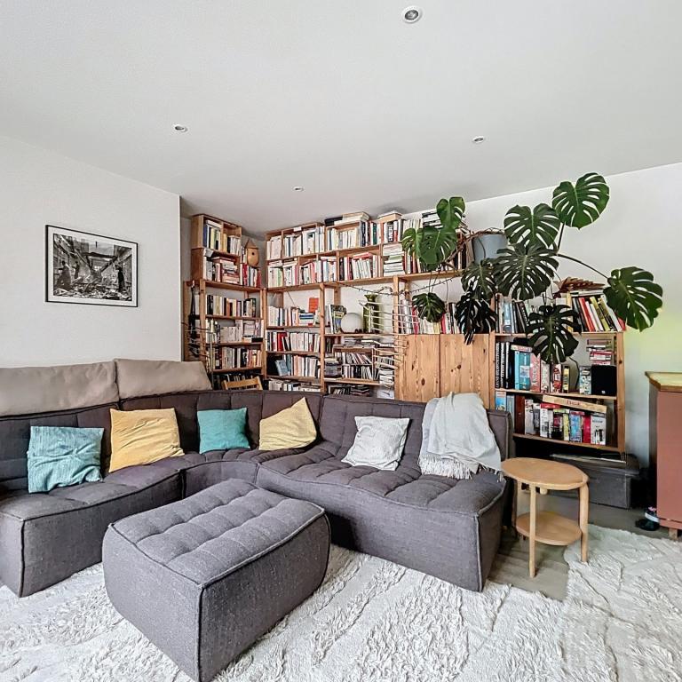 Parvis St Pierre - Magnifique appartement ± 127 m² + balcon