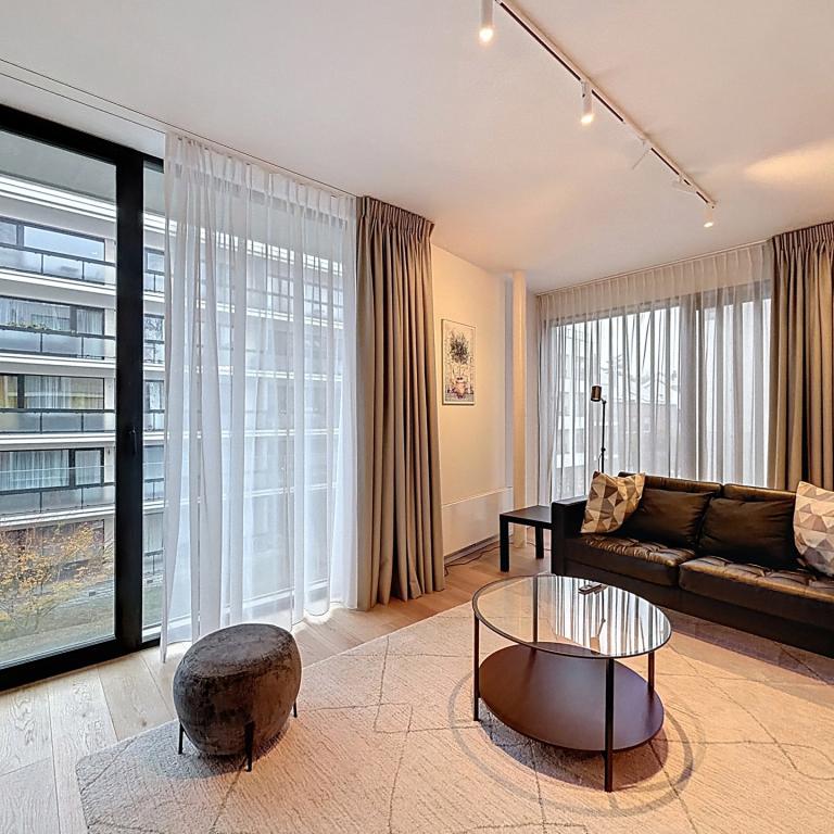 Montgomery/Cinquantenaire: Somptueux appartement meublé neuf