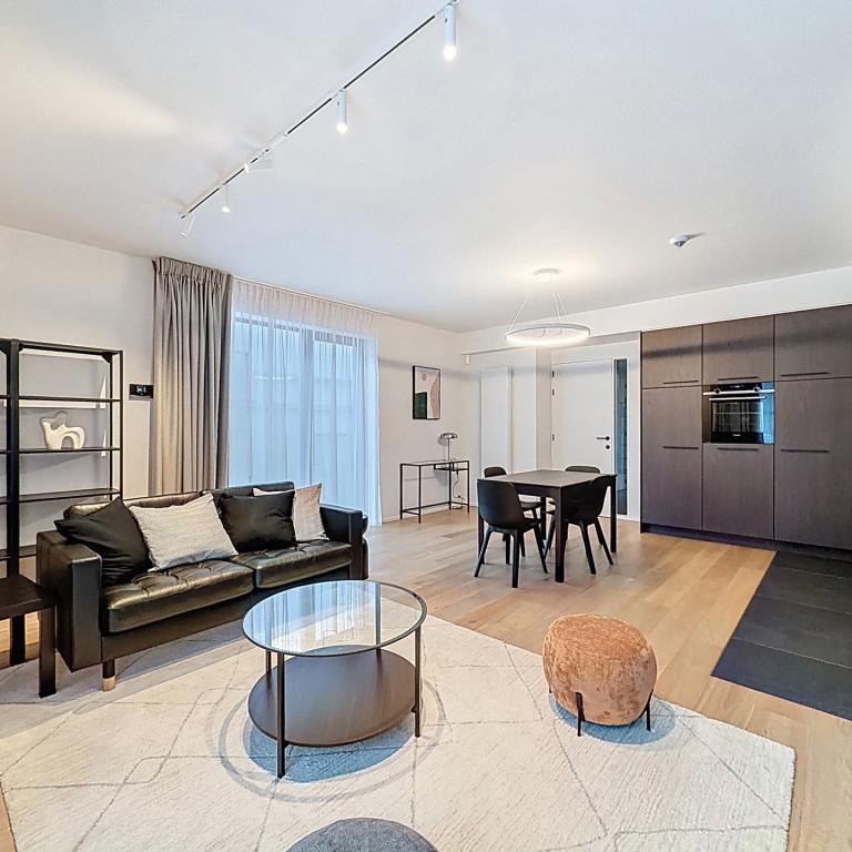 Montgomery/Cinquantenaire: Somptueux appartement meublé neuf