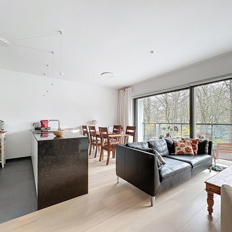 Quartier européen : Bel appartement neuf 2 ch. + terrasse