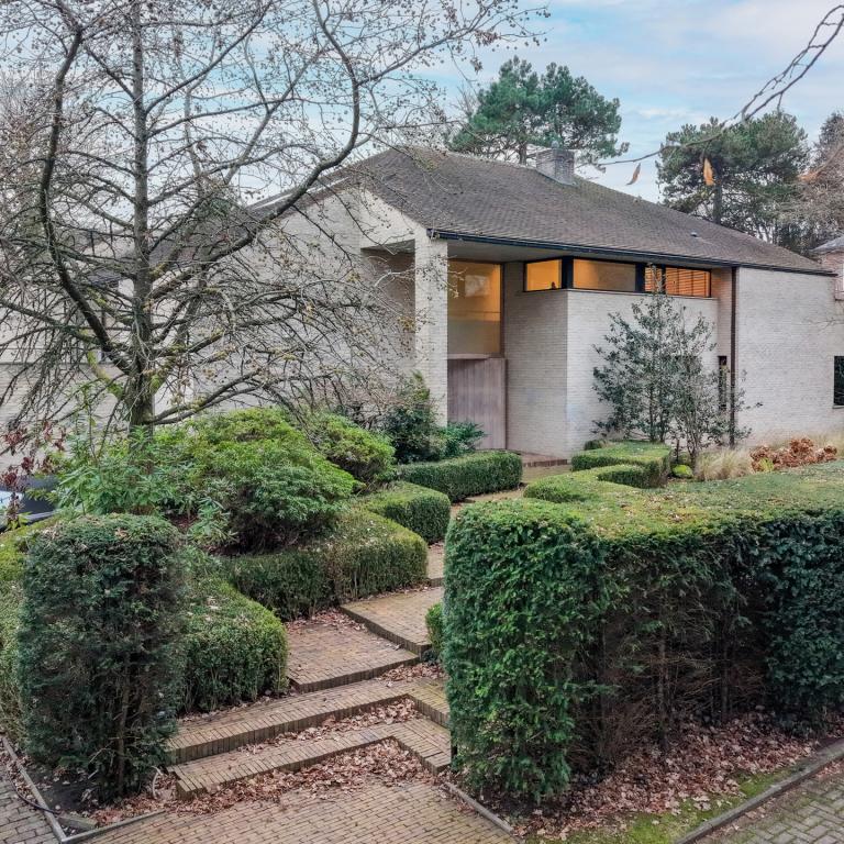 Fort Jaco: magnifique villa de ± 453 m² sur 15 ares - 5 ch.