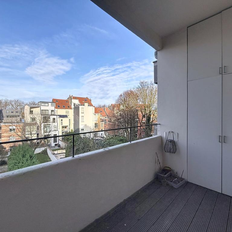 Colyns : Superbe appartement traversant avec terrasse