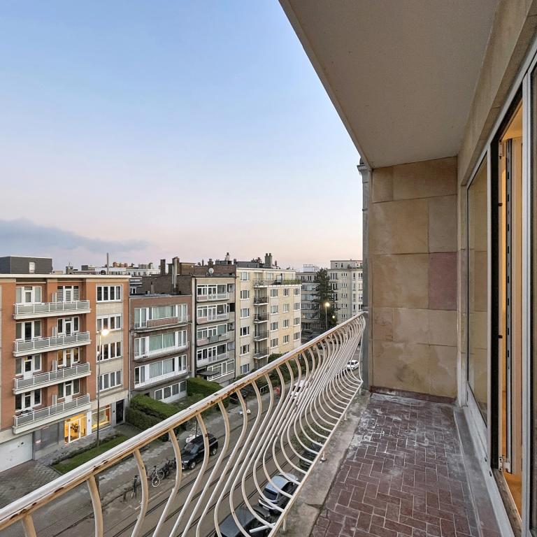 Roosevelt/ULB : Appartement 3 chambres + terrasse + parking