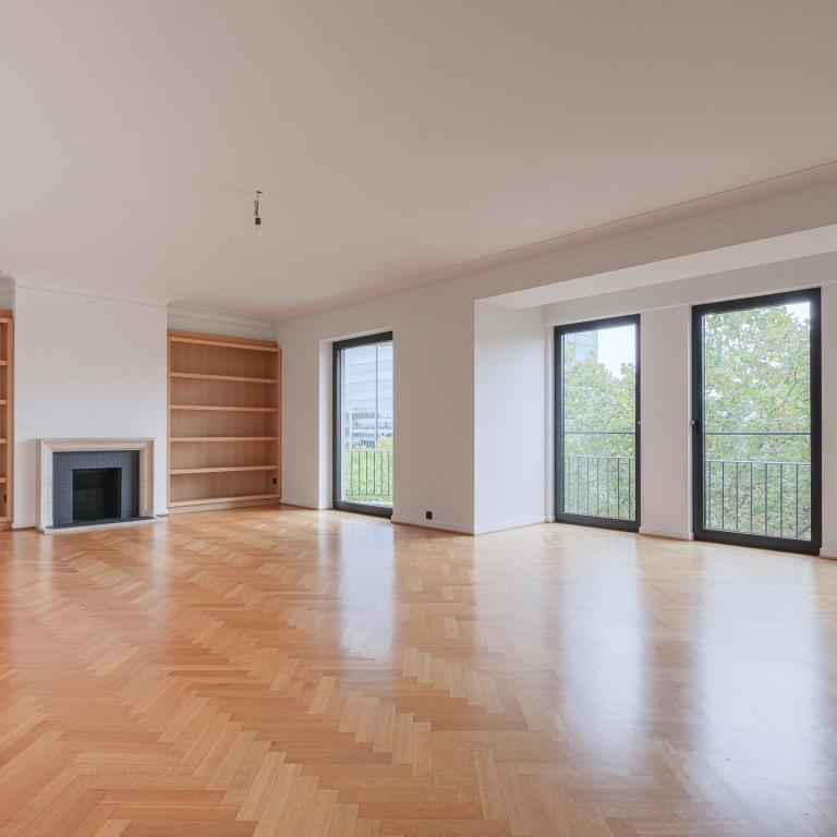 Louise, jardin du Roi, spacieux appartement de 194 m2