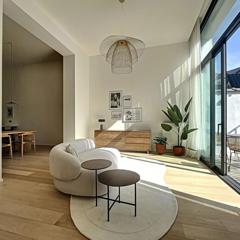 BXL Centre : Superbe appartement meublé + terrasse