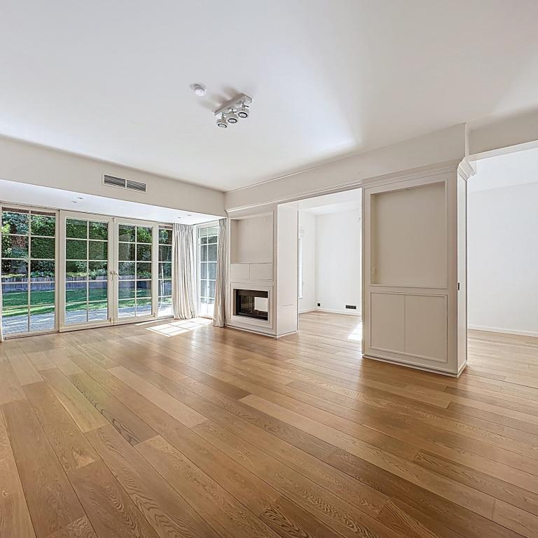 Dolez : Belle maison 3 façades + jardin + garage