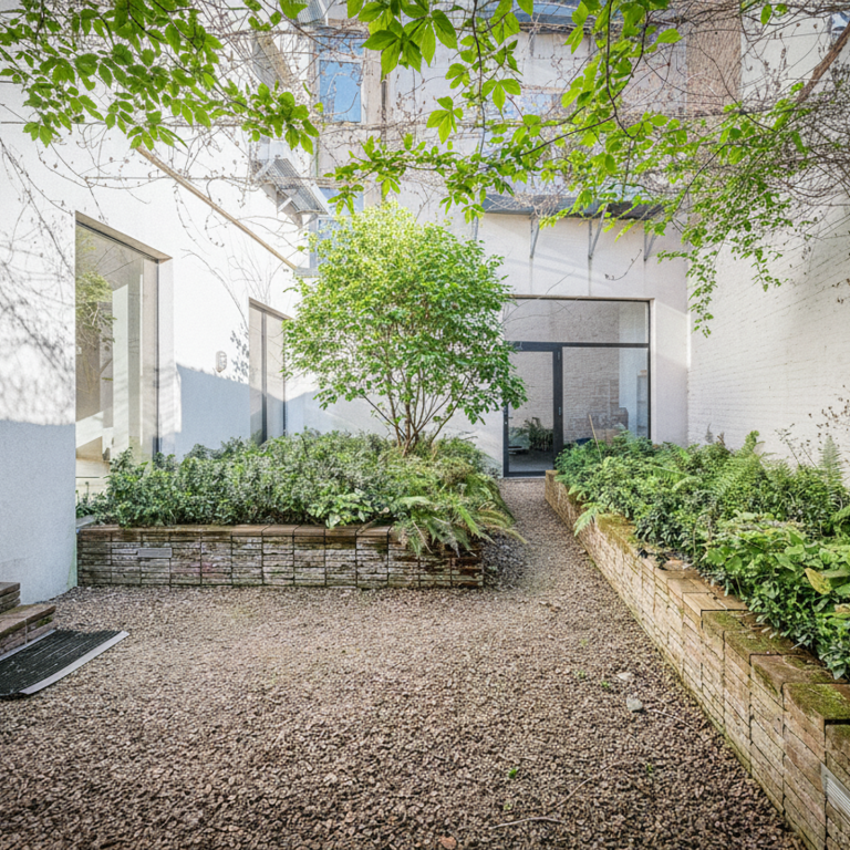 Lycée Français, duplex de 220m² 3 ch terrasse et garage 2 v