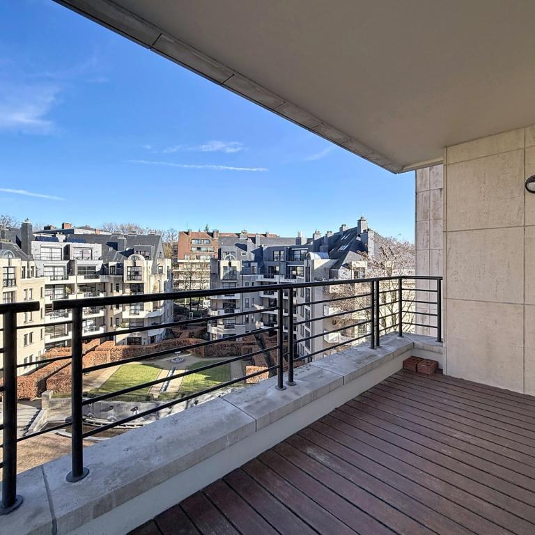 Parc Brugmann : Bel appartement 3 chambres + terrasse 