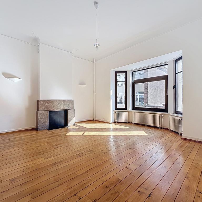 Chatelain : Superbe appartement 2 chambres + balcon