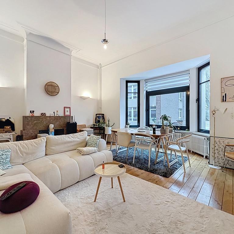 Chatelain : Superbe appartement 2 chambres + balcon