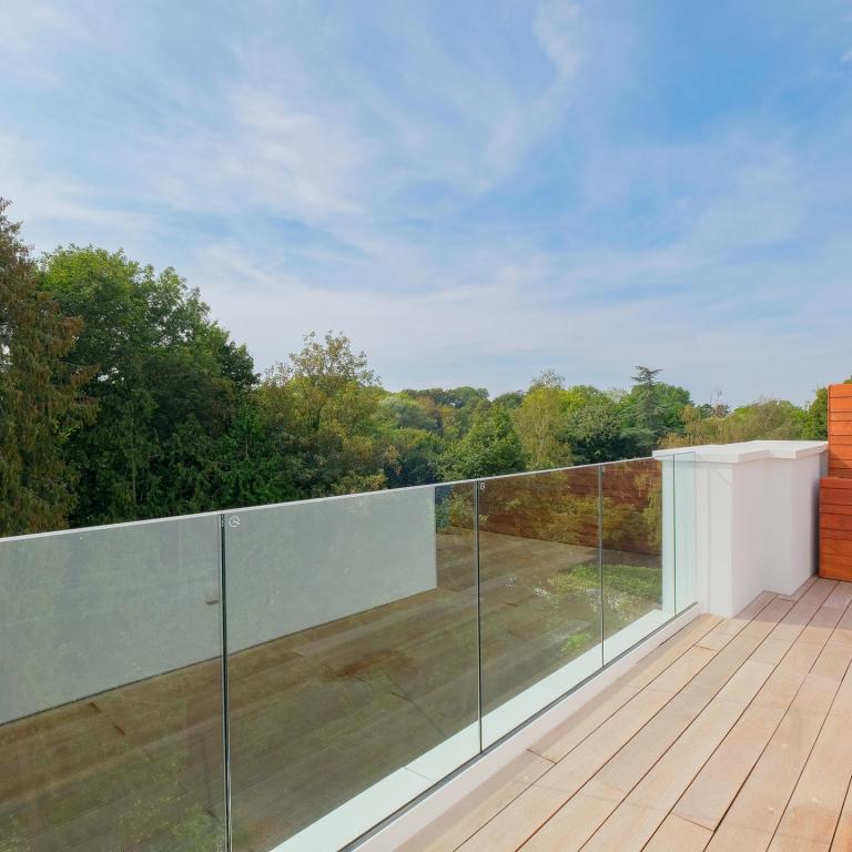 Lycée Français duplex penthouse 133m² 3ch terr 33m² 