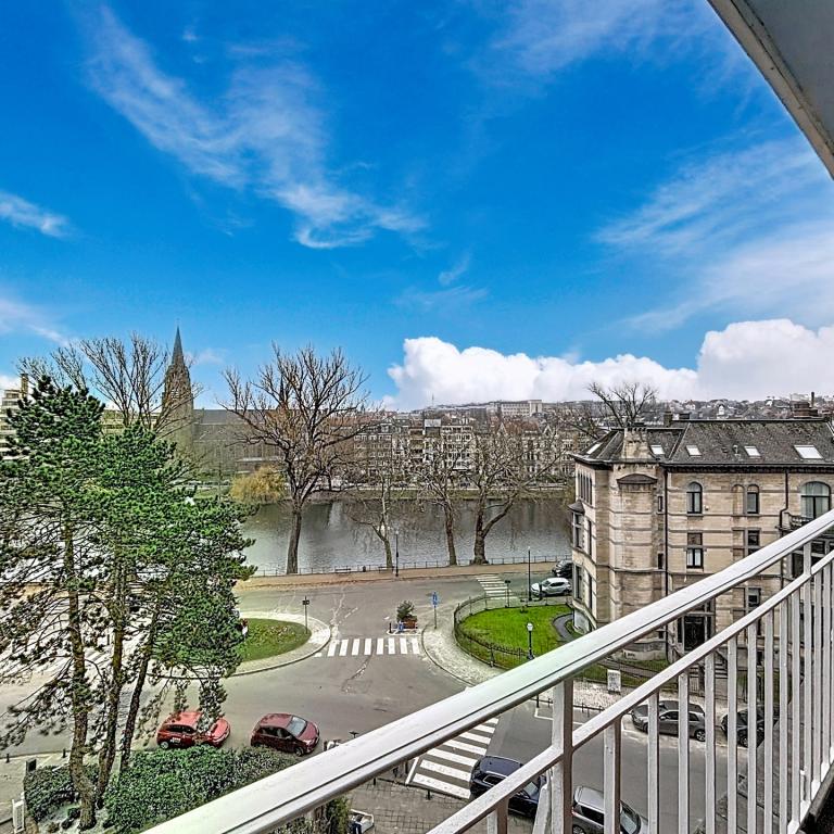 Etangs d'Ixelles : Bel appartement meublé de 2 chambres