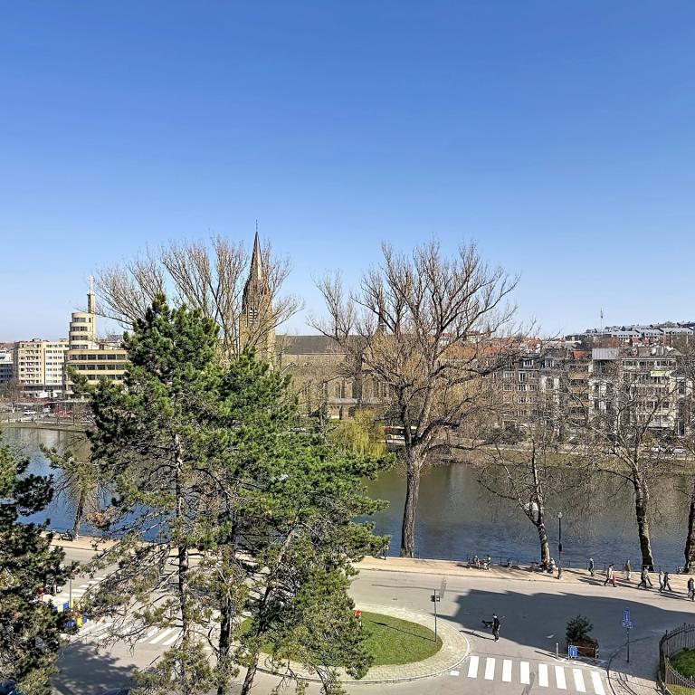 Etangs d'Ixelles : Bel appartement meublé de 2 chambres