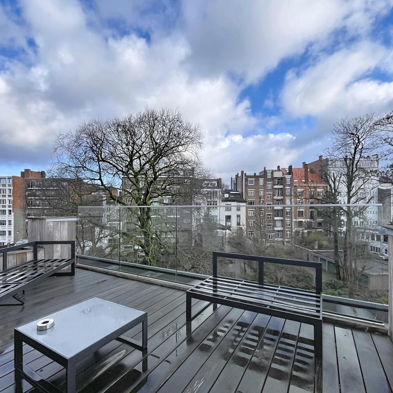 Châtelain/Stéphanie : Duplex meublé 3 chambres et terrasses