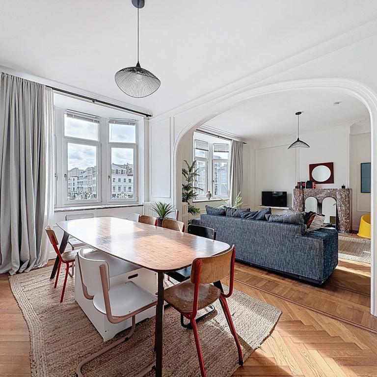 Boulevard Waterloo : Bel appartement meublé de 2 chambres