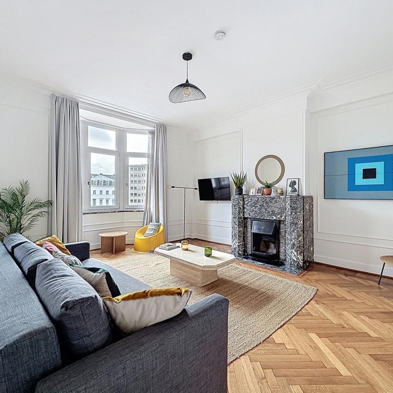 Boulevard Waterloo : Bel appartement meublé de 2 chambres