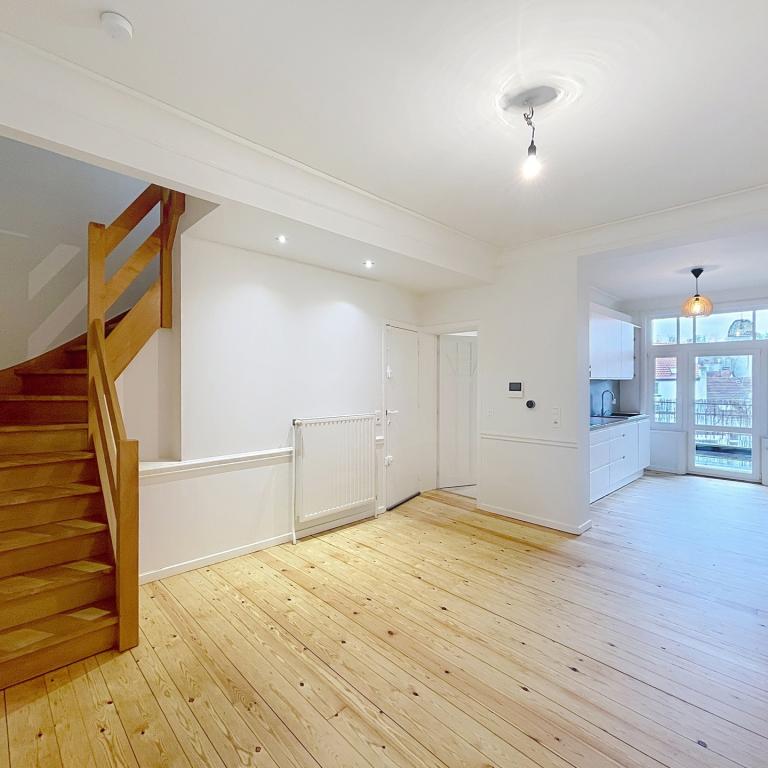 Parvis Saint-Pierre: duplex 2 chambres, terrasse et garage