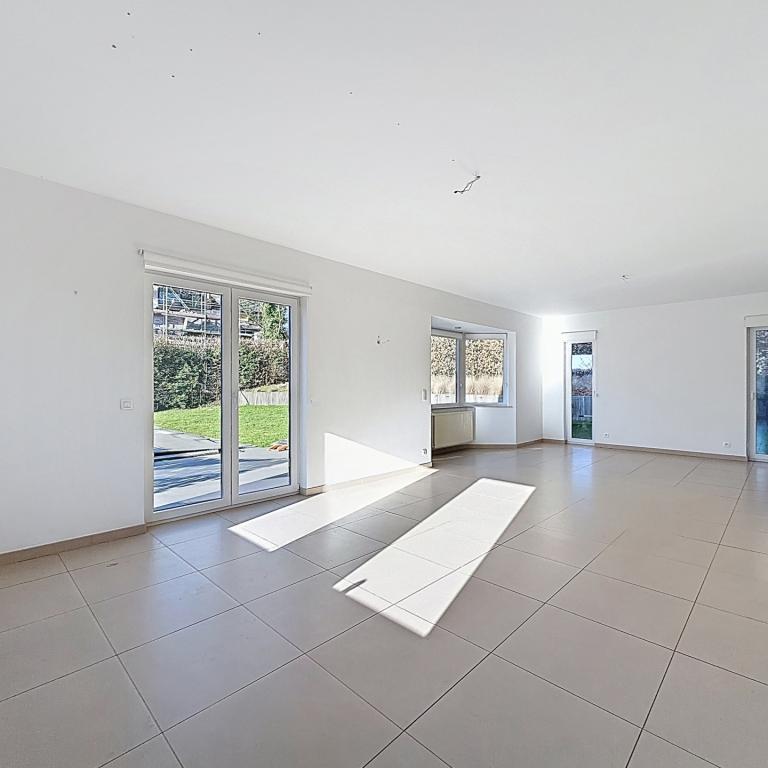 Dieweg : Maison 3 façades + piscine extérieure chauffée