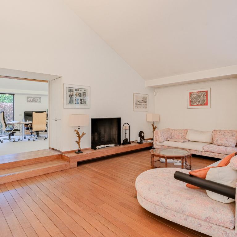 Fort Jaco: magnifique villa de ± 453 m² sur 15 ares - 5 ch.