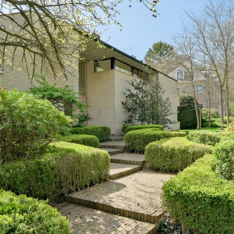 Fort Jaco: magnifique villa de ± 453 m² sur 15 ares - 5 ch.