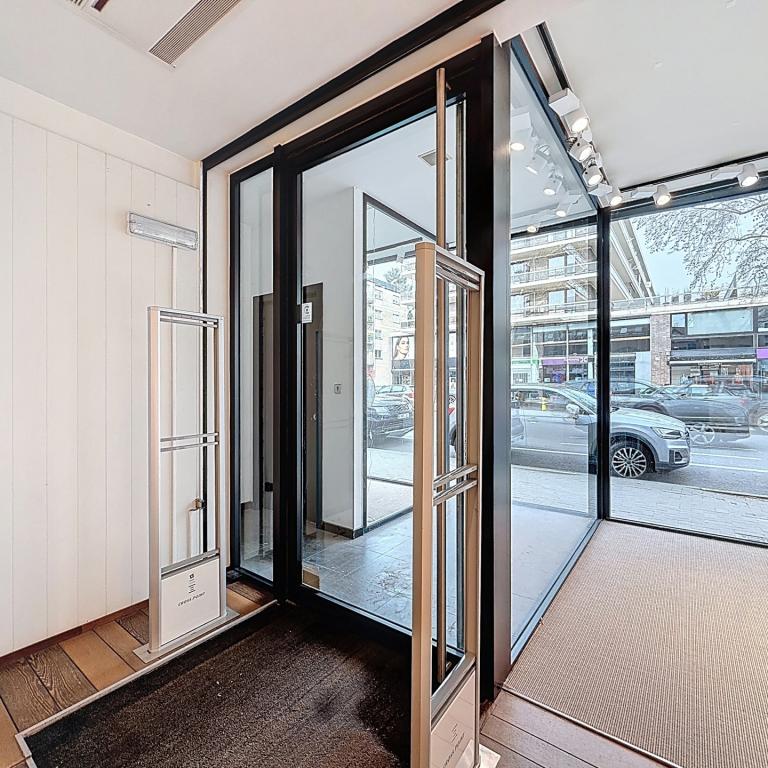 Fort Jaco : Superbe surface commerciale prête à l’emploi