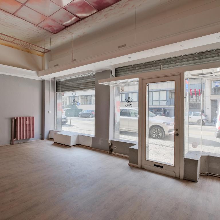 Antoine Dansaert: Superbe rez-de-chaussée commercial