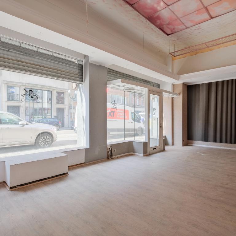 Antoine Dansaert: Superbe rez-de-chaussée commercial