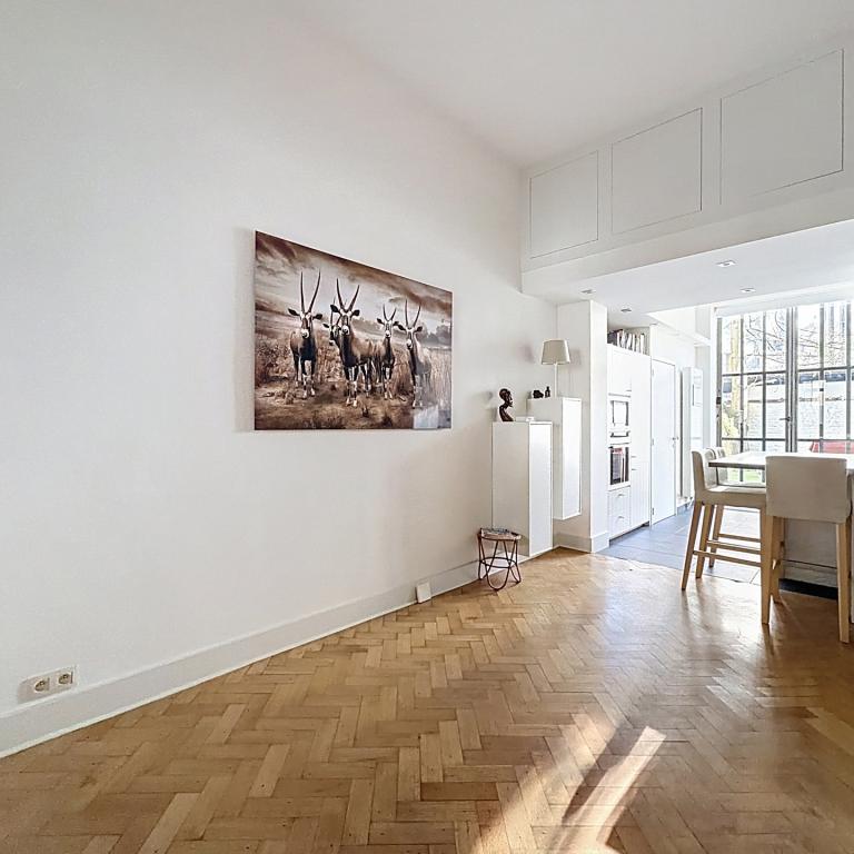 Chatelain : Beau rez-de-chaussée avec jardin !