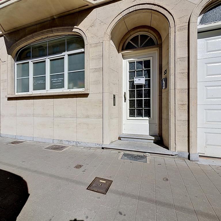 Legrand / Bascule : Magnifique espaces bureaux 