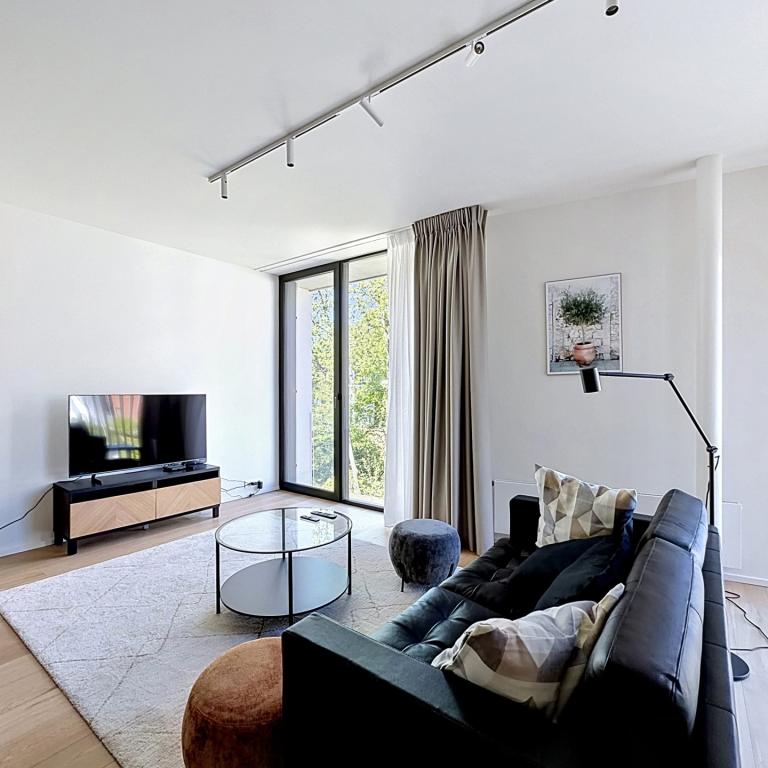 Montgomery/Cinquantenaire: Somptueux appartement meublé neuf