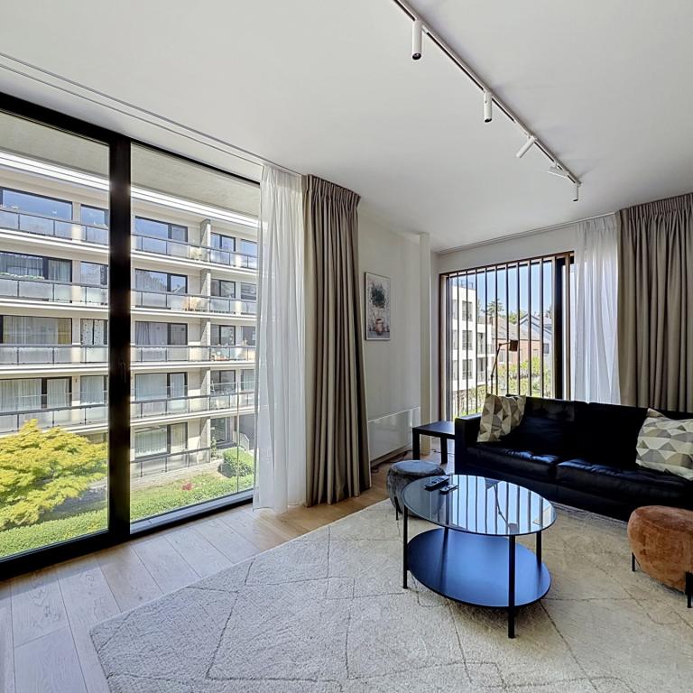 Montgomery/Cinquantenaire: Somptueux appartement meublé neuf