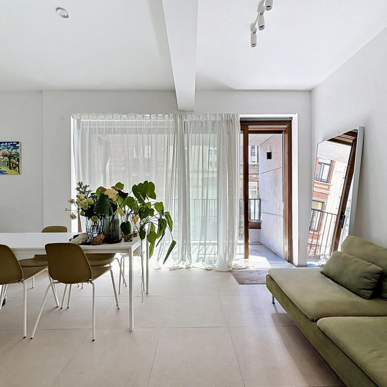 JOURDAN : Bel appartement neuf 1 CH + Terrasse