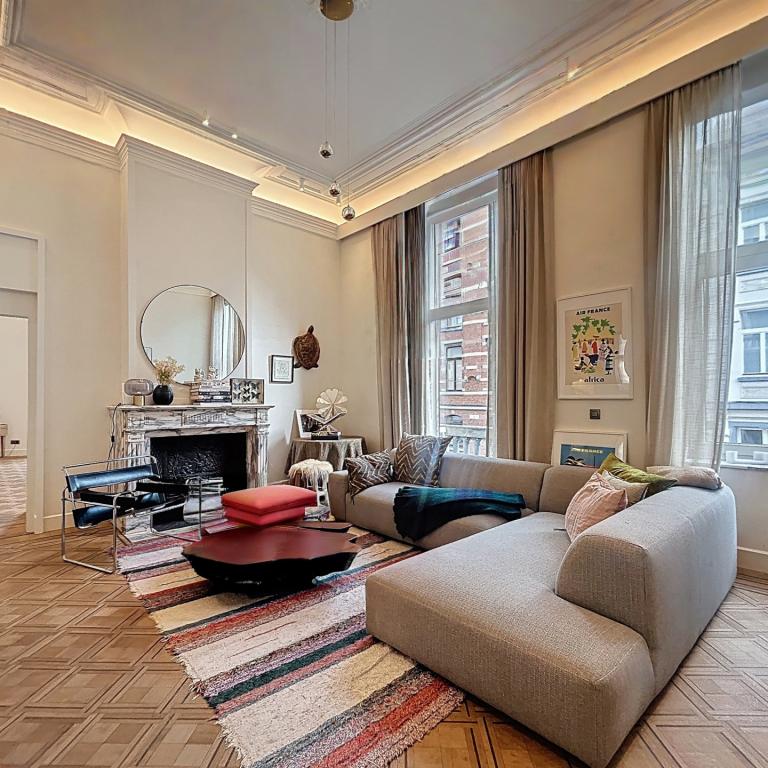 Sablon : Superbe appartement 3 chambres entièrement rénové