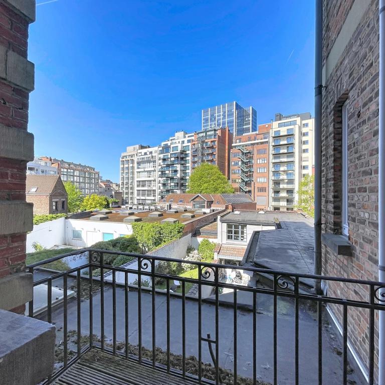 Tenbosch / Vleurgat :  Appartement 2 chambres avec terrasse