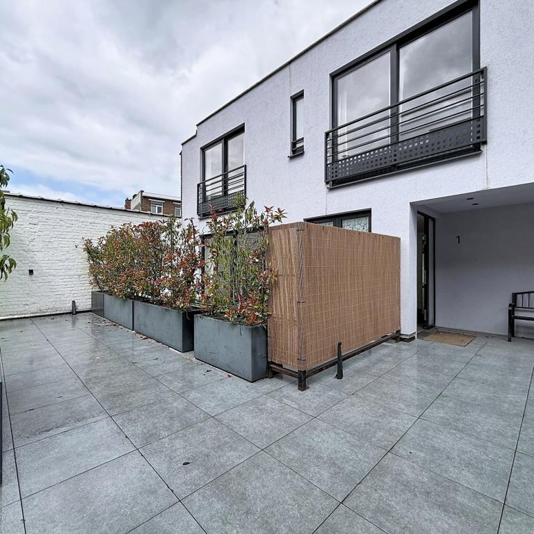 Cottages : Belle maison mitoyenne + terrasses + jardin