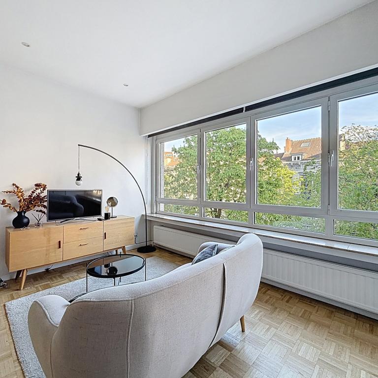 Lepoutre / Pl. Brugmann : Beau studio meublé