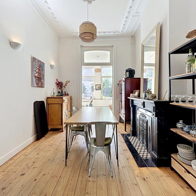 Proche Quartier EU, maison meublée 4 ch avec jardin