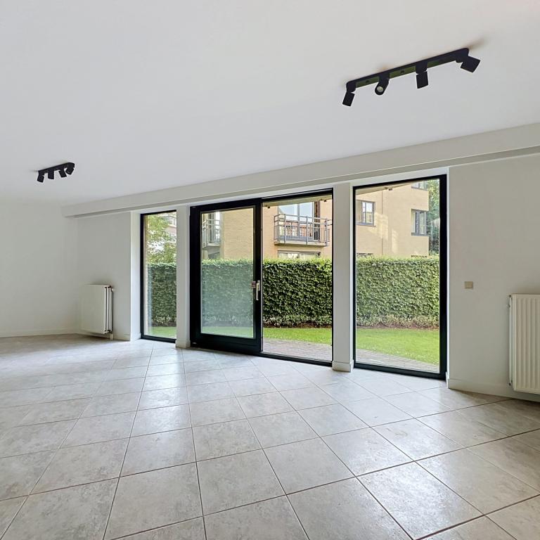 Souverain : Beau rez-de-chaussée 2 ch avec jardin + garage