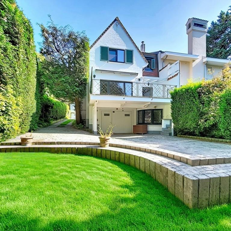 De Fré/Wolvendael : Charmante maison 3 façades avec jardin
