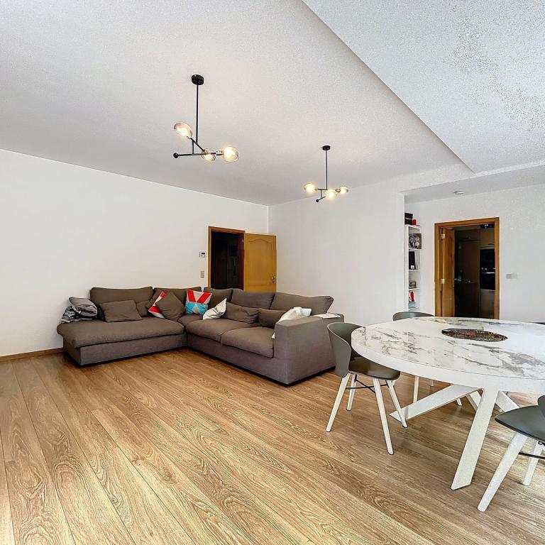 Uccle/Stalle : Jolie maison avec jardin et parking